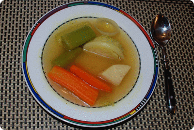 <a href="/recipes/130"><img alt="Titelsschrift" src="/system/rectitles/CAPS_Wintergemüse-Suppe.png?1262092037" /></a>