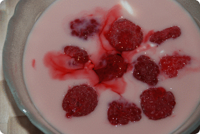 <a href="/recipes/168"><img alt="Titelsschrift" src="/system/rectitles/CAPS_Himbeerfrühstück.png?1267483390" /></a>
