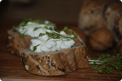 <a href="/recipes/187"><img alt="Titelsschrift" src="/system/rectitles/CAPS_Brot.png?1272483250" /><img alt="Titelsschrift" src="/system/rectitles/mit.png?1261750185" /><img alt="Titelsschrift" src="/system/rectitles/Hüttenkäse.png?1272483250" /><img alt="Titelsschrift" src="/system/rectitles/und.png?1261750185" /><img alt="Titelsschrift" src="/system/rectitles/Kresse.png?1272483250" /></a>