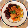Thumb of Glasiertes Tofu mit Karotten-Lauch-Gemüse und lila Reis