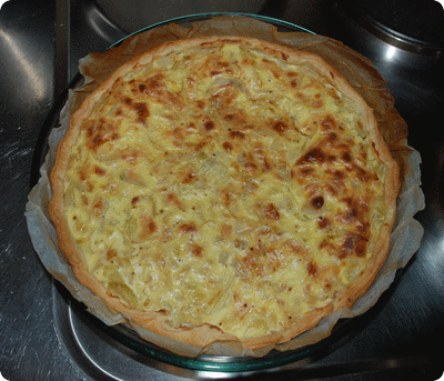 <a href="/recipes/57"><img alt="Titelsschrift" src="/system/rectitles/CAPS_Zwiebelkuchen.png?1261750186" /></a>