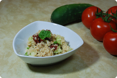 <a href="/recipes/53"><img alt="Titelsschrift" src="/system/rectitles/CAPS_Couscous-Salat.png?1261750186" /><img alt="Titelsschrift" src="/system/rectitles/mit.png?1261750185" /><img alt="Titelsschrift" src="/system/rectitles/Dörrtomaten.png?1261750186" /></a>