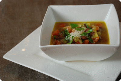 <a href="/recipes/402"><img alt="Titelsschrift" src="/system/rectitles/CAPS_Minestrone.png?1329647993" /></a>