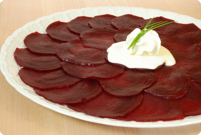 <a href="/recipes/409"><img alt="Titelsschrift" src="/system/rectitles/CAPS_Randencarpaccio.png?1332874982" /><img alt="Titelsschrift" src="/system/rectitles/mit.png?1261750185" /><img alt="Titelsschrift" src="/system/rectitles/Meerrettichsauce.png?1332874982" /></a>
