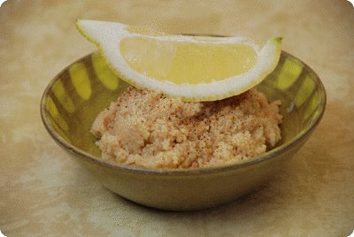 <a href="/recipes/421"><img alt="Titelsschrift" src="/system/rectitles/CAPS_Zitronencouscous.png?1337627657" /></a>