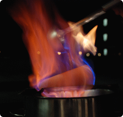 <a href="/recipes/446"><img alt="Titelsschrift" src="/system/rectitles/CAPS_Feuerzangenbowle.png?1353780424" /></a>
