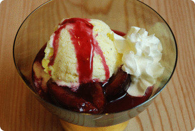 <a href="/recipes/484"><img alt="Titelsschrift" src="/system/rectitles/CAPS_Rotweinzwetschgen.png?1361701139" /></a>