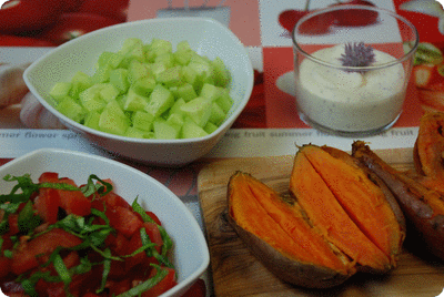 <a href="/recipes/507"><img alt="Titelsschrift" src="/system/rectitles/CAPS_Süsskartoffeln.png?1352655702" /><img alt="Titelsschrift" src="/system/rectitles/in.png?1261750185" /><img alt="Titelsschrift" src="/system/rectitles/der.png?1374521075" /><img alt="Titelsschrift" src="/system/rectitles/Schale.png?1374521075" /><img alt="Titelsschrift" src="/system/rectitles/mit.png?1261750185" /><img alt="Titelsschrift" src="/system/rectitles/Dip.png?1374521075" /><img alt="Titelsschrift" src="/system/rectitles/und.png?1261750185" /><img alt="Titelsschrift" src="/system/rectitles/Salat.png?1261750186" /></a>