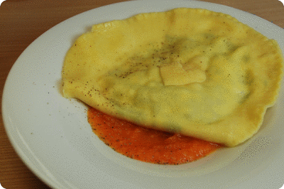 <a href="/recipes/564"><img alt="Titelsschrift" src="/system/rectitles/CAPS_Ravioli.png?1357032552" /><img alt="Titelsschrift" src="/system/rectitles/mit.png?1261750185" /><img alt="Titelsschrift" src="/system/rectitles/flüssigem.png?1388665289" /><img alt="Titelsschrift" src="/system/rectitles/Ei.png?1261750186" /></a>