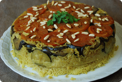 <a href="/recipes/581"><img alt="Titelsschrift" src="/system/rectitles/CAPS_Vegane.png?1395742272" /><img alt="Titelsschrift" src="/system/rectitles/Maqluba.png?1395742272" /></a>