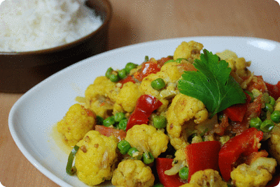 <a href="/recipes/585"><img alt="Titelsschrift" src="/system/rectitles/CAPS_Gewürzgemüsepfanne.png?1398515127" /></a>