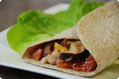 <a href="/recipes/594"><img alt="Titelsschrift" src="/system/rectitles/CAPS_Gemüsewraps.png?1400705326" /></a>