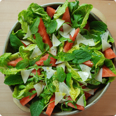 <a href="/recipes/609"><img alt="Titelsschrift" src="/system/rectitles/CAPS_Wassermelonensalat.png?1406670724" /></a>