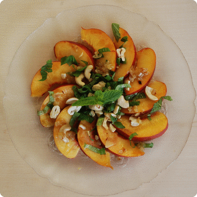<a href="/recipes/610"><img alt="Titelsschrift" src="/system/rectitles/CAPS_Pikante.png?1388220624" /><img alt="Titelsschrift" src="/system/rectitles/Nektarinen.png?1406999994" /></a>
