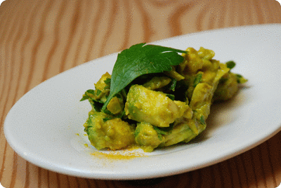 <a href="/recipes/662"><img alt="Titelsschrift" src="/system/rectitles/CAPS_Indische.png?1427464857" /><img alt="Titelsschrift" src="/system/rectitles/Guacamole.png?1427464857" /></a>