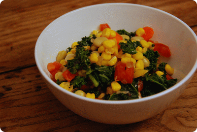 <a href="/recipes/696"><img alt="Titelsschrift" src="/system/rectitles/CAPS_Federkohl-Maissalat.png?1636392975" /></a>