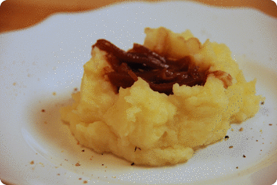 <a href="/recipes/702"><img alt="Titelsschrift" src="/system/rectitles/CAPS_Kartoffelstock.png?1261750188" /><img alt="Titelsschrift" src="/system/rectitles/mit.png?1261750185" /><img alt="Titelsschrift" src="/system/rectitles/Seeli.png?1448220439" /></a>