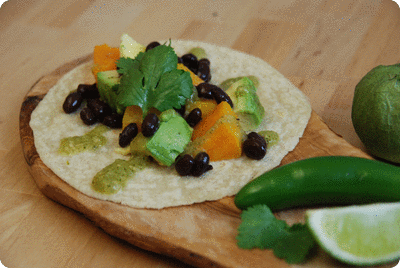<a href="/recipes/717"><img alt="Titelsschrift" src="/system/rectitles/CAPS_Kürbistacos.png?1451779867" /></a>