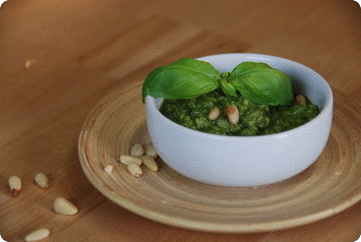 <a href="/recipes/754"><img alt="Titelsschrift" src="/system/rectitles/CAPS_Basilikumpesto.png?1469304212" /></a>