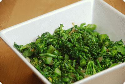 <a href="/recipes/759"><img alt="Titelsschrift" src="/system/rectitles/CAPS_Babybroccoli.png?1476732434" /></a>