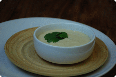 <a href="/recipes/772"><img alt="Titelsschrift" src="/system/rectitles/CAPS_Hummus-Sauce.png?1483415847" /></a>